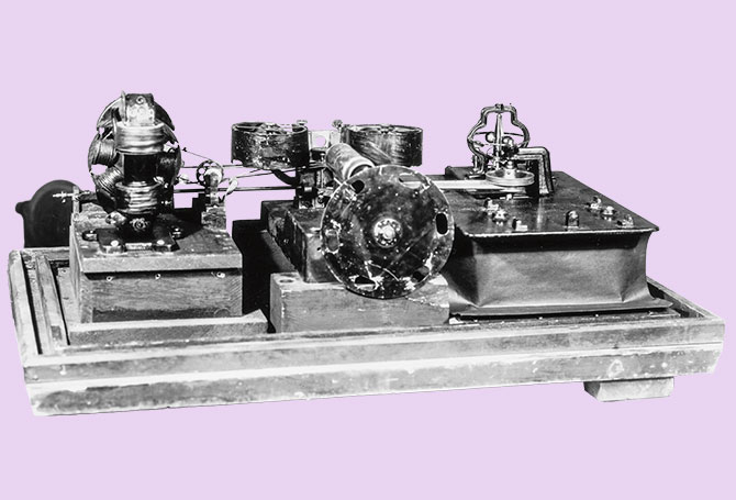 Black and white image of Kinetograph
