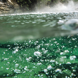 Underwater image of the Boiling River and its various bubbles